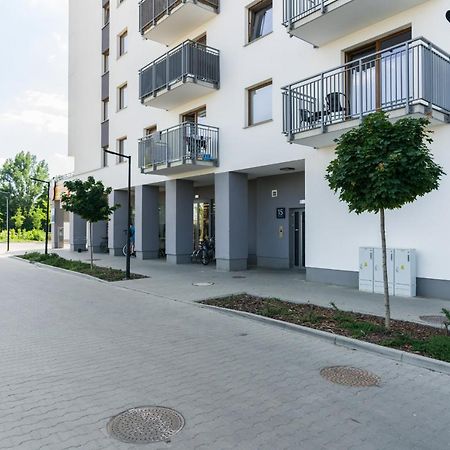 Poznan Serbska 2 Miejsca Parkingowe By Noclegi Renters Esterno foto