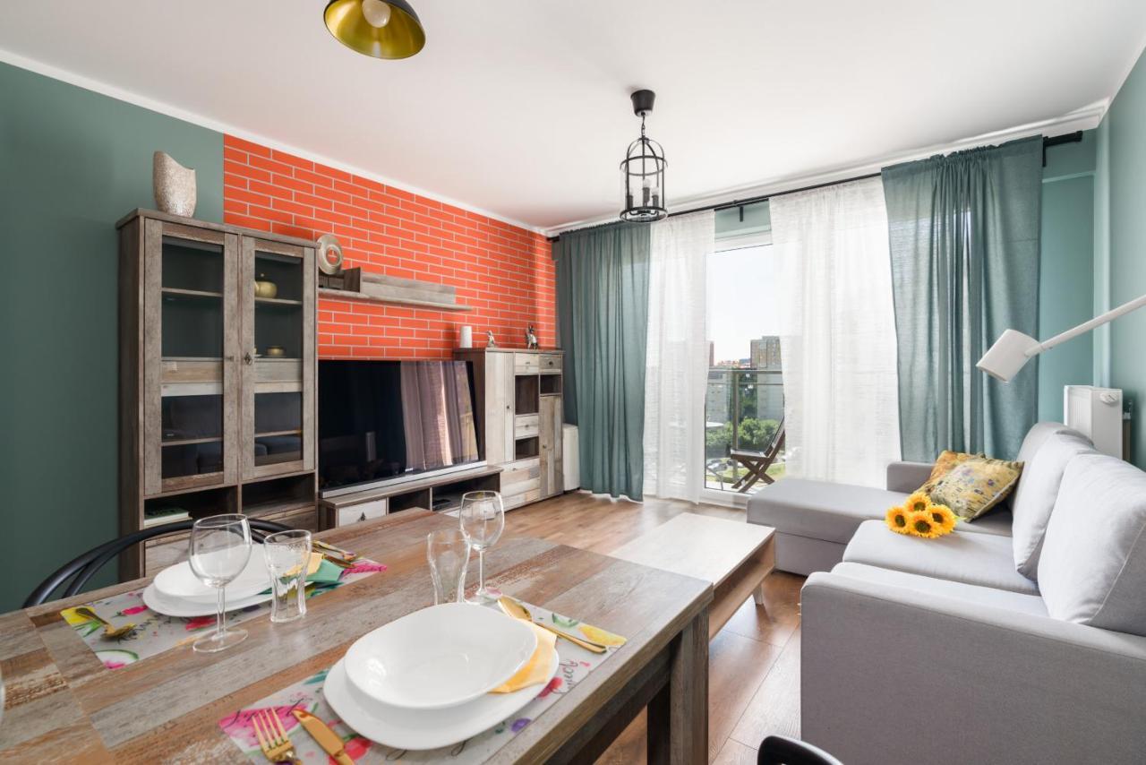 Poznan Serbska 2 Miejsca Parkingowe By Noclegi Renters Esterno foto