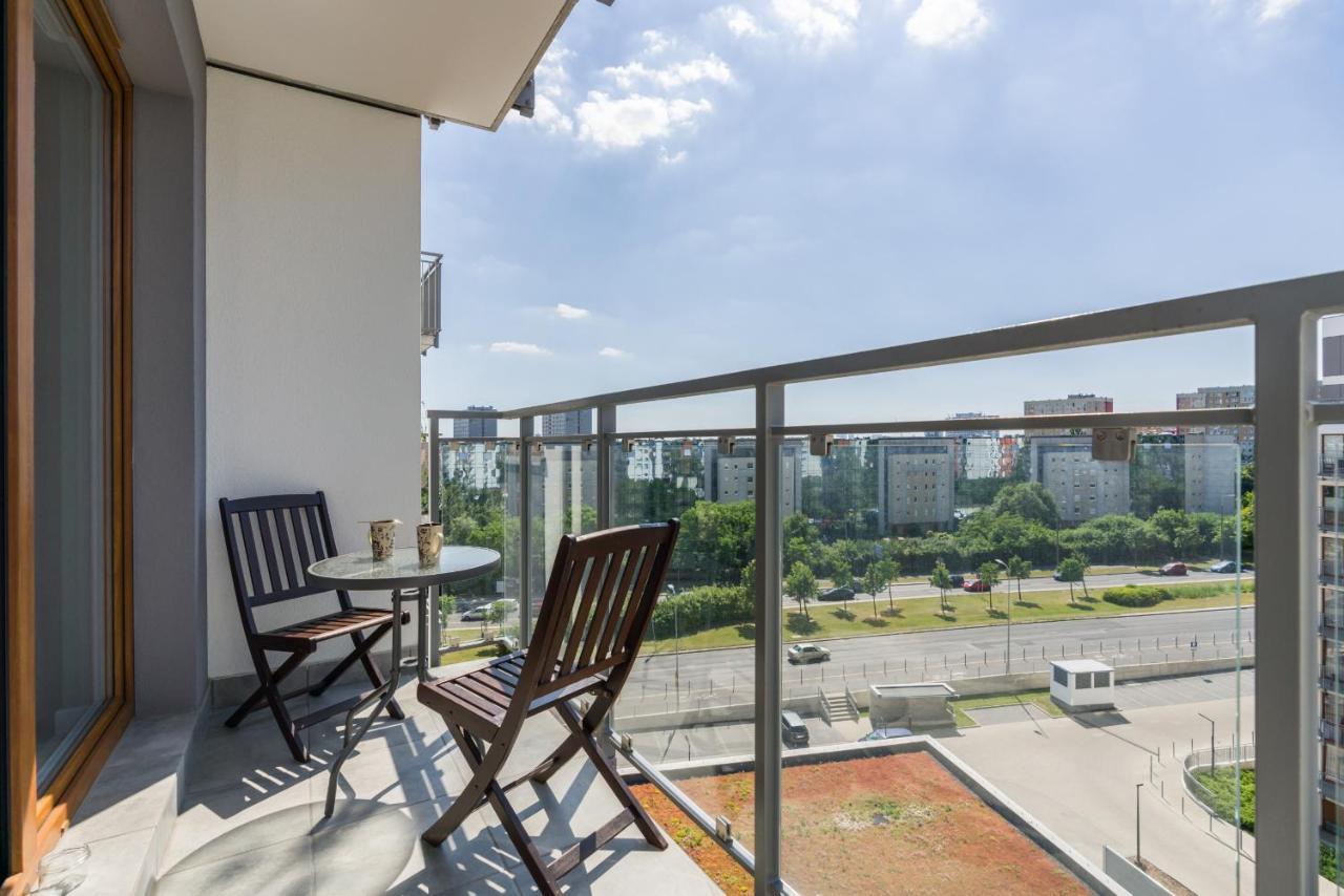 Poznan Serbska 2 Miejsca Parkingowe By Noclegi Renters Esterno foto