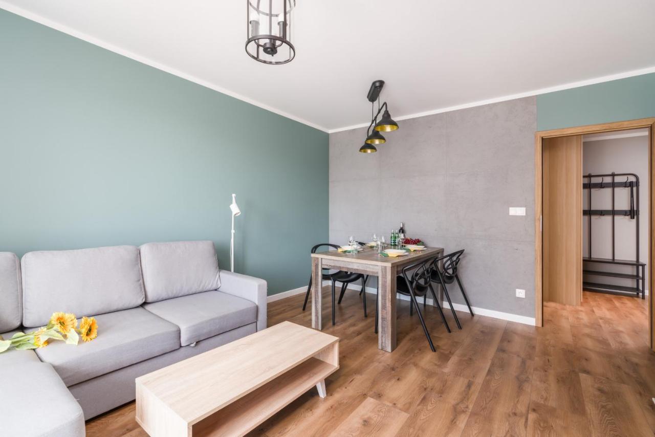 Poznan Serbska 2 Miejsca Parkingowe By Noclegi Renters Esterno foto