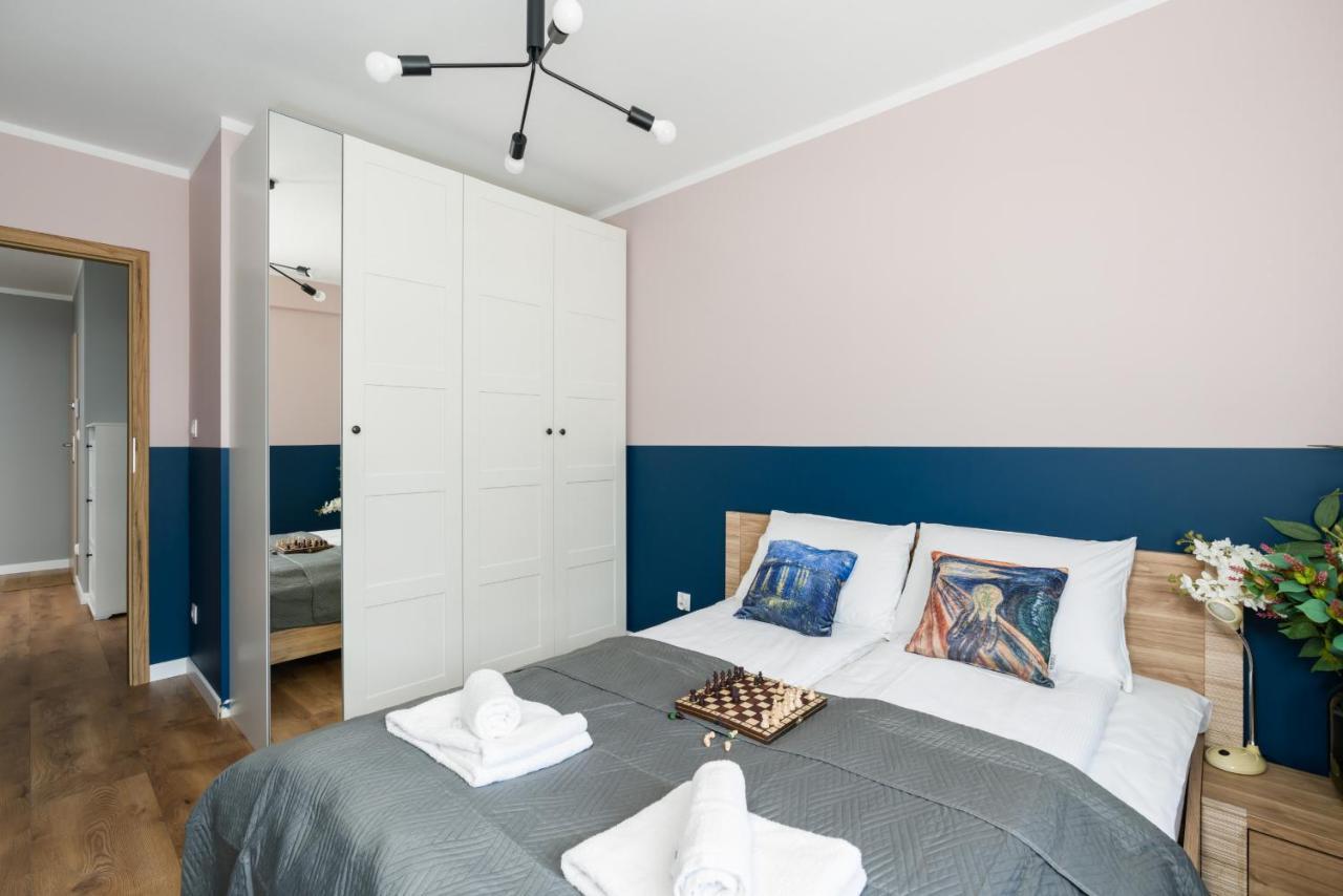Poznan Serbska 2 Miejsca Parkingowe By Noclegi Renters Esterno foto
